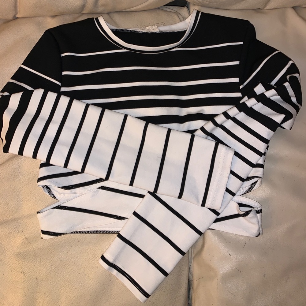 Black and White Cropped Top